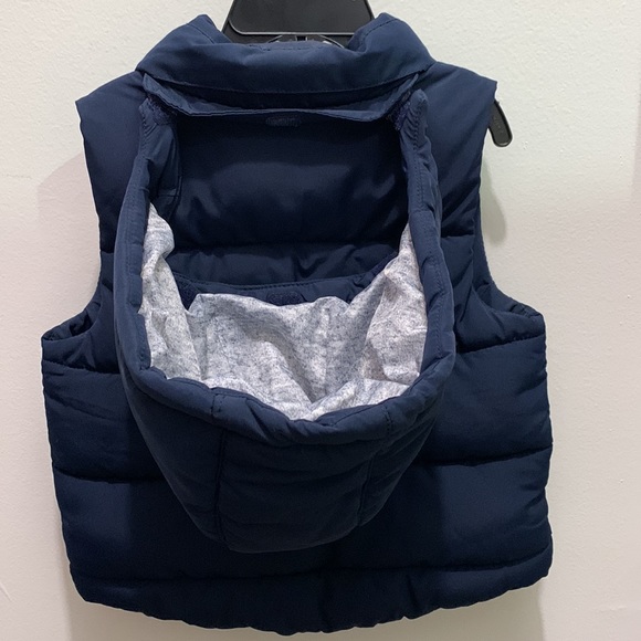 9-12M H&M Puffer Vest with Removable Hood - Picture 3 of 3